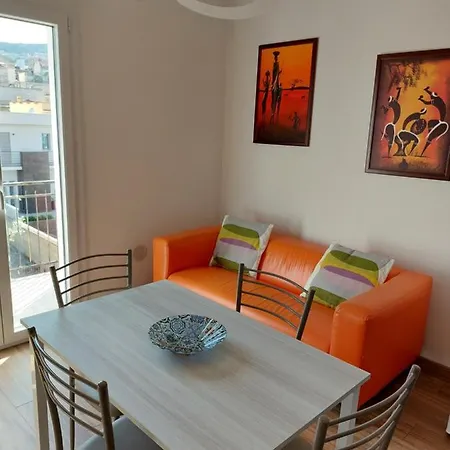 Alice Apartment *